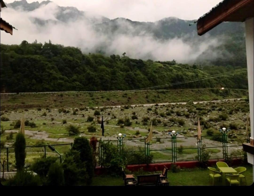Sojourn Cottages Pahalgam Bagian luar foto