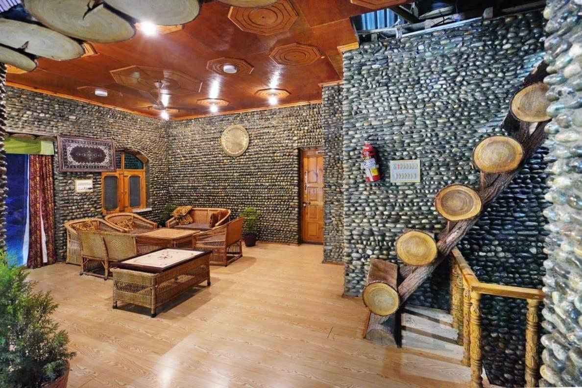 Sojourn Cottages Pahalgam Bagian luar foto