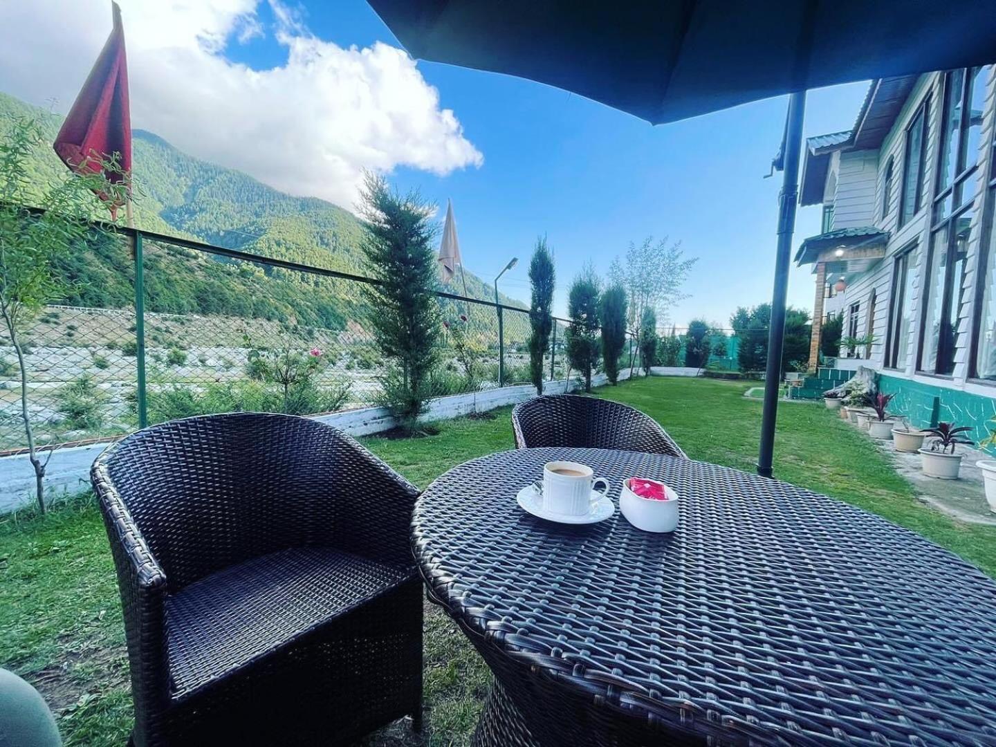 Sojourn Cottages Pahalgam Bagian luar foto